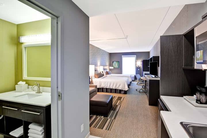 Room 10 of 39