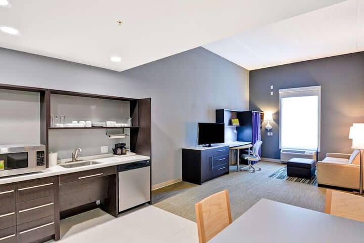 Room 13 of 39